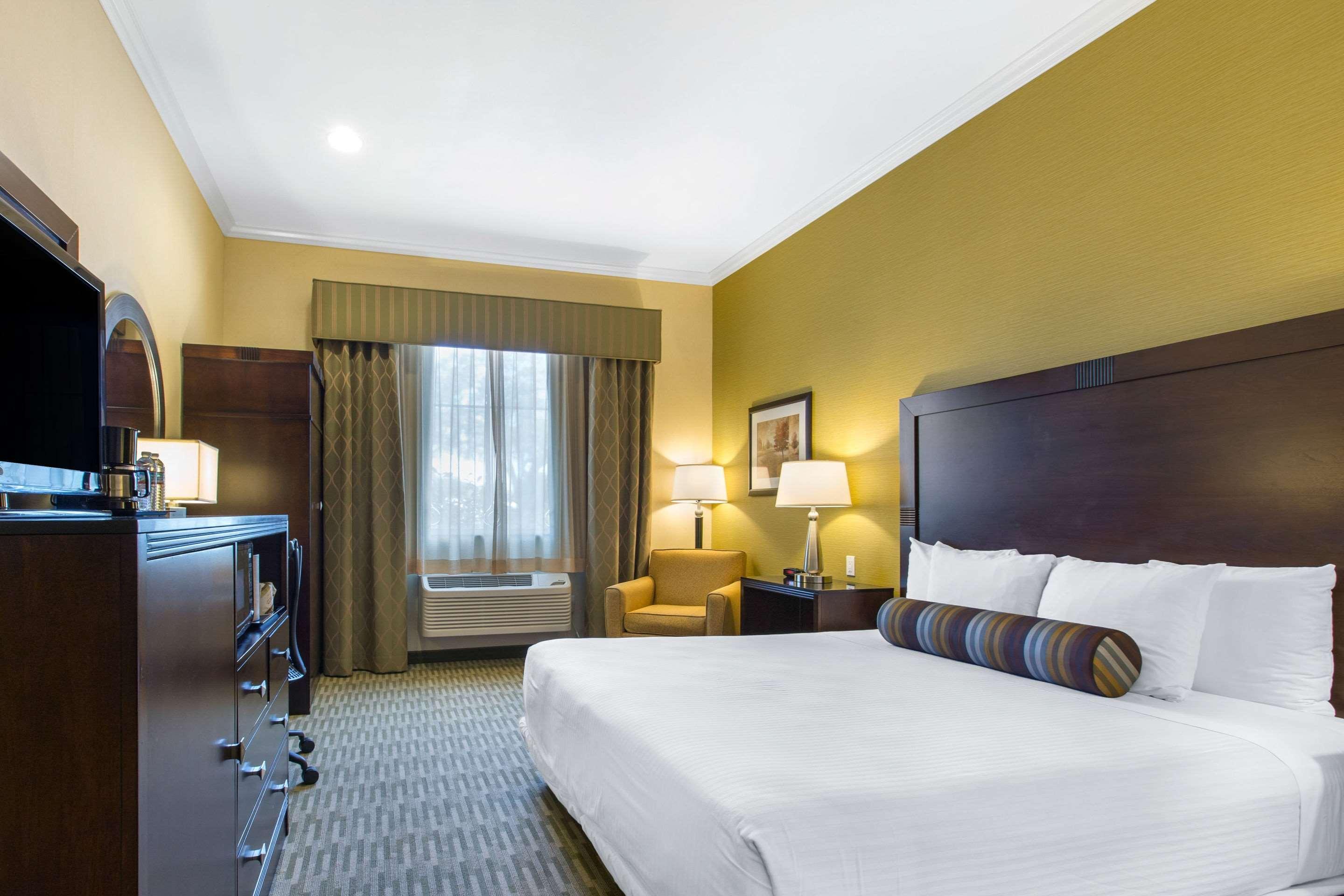 ดิโอคส์ โฮเทล แอนด์ สวีท, แอสเซนด์ โฮเทล คอลเล็กชัน Hotel ปาโซโรเบิลส์ ภายนอก รูปภาพ