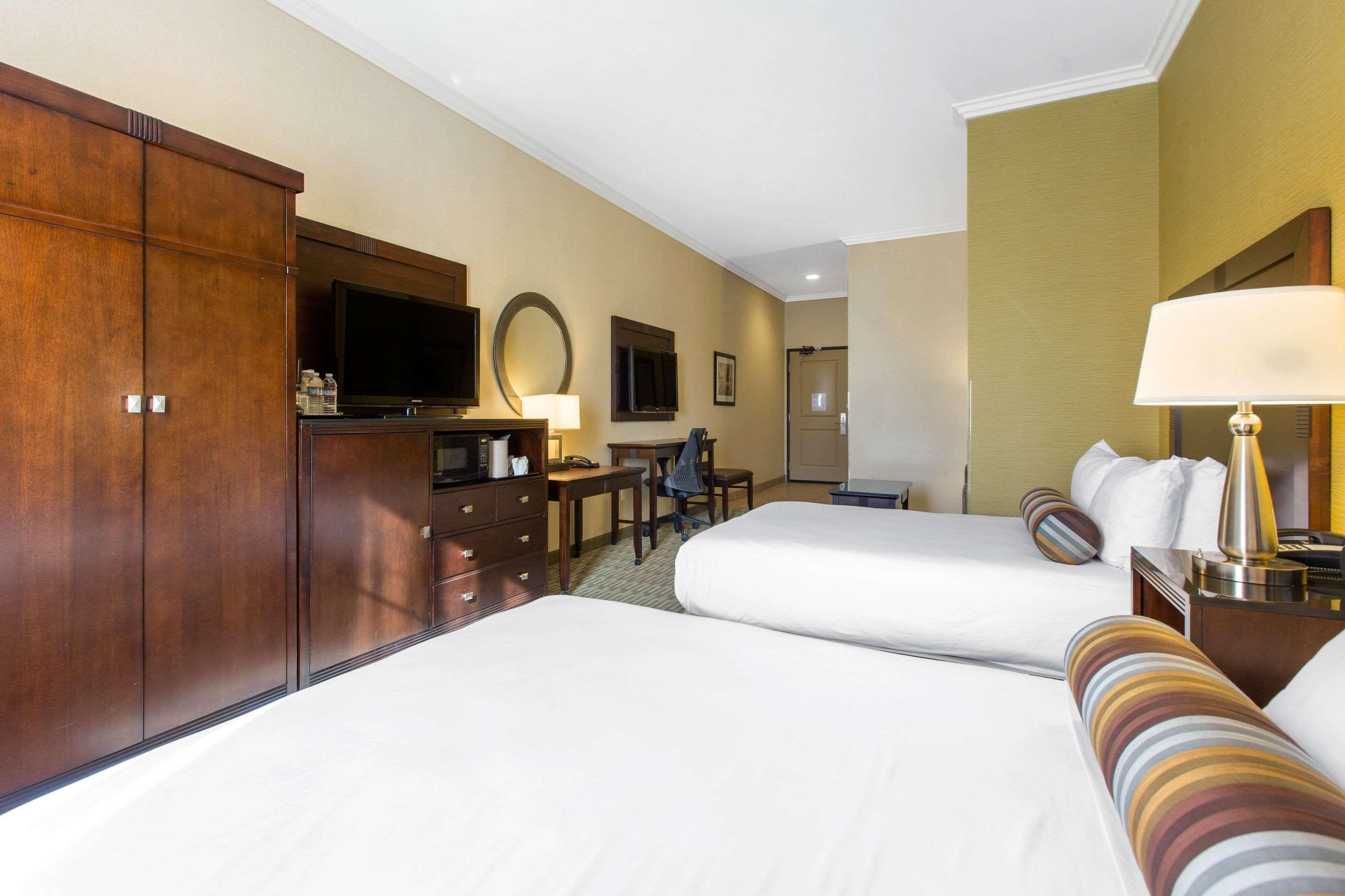ดิโอคส์ โฮเทล แอนด์ สวีท, แอสเซนด์ โฮเทล คอลเล็กชัน Hotel ปาโซโรเบิลส์ ภายนอก รูปภาพ