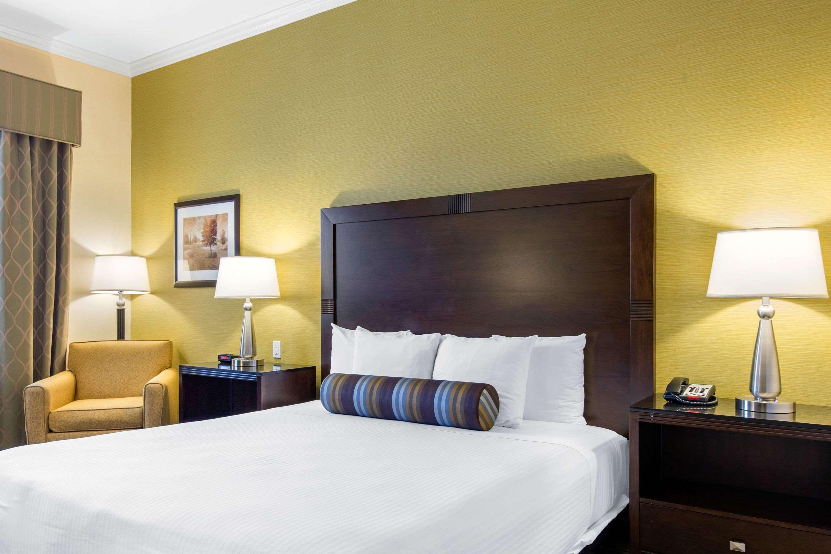 ดิโอคส์ โฮเทล แอนด์ สวีท, แอสเซนด์ โฮเทล คอลเล็กชัน Hotel ปาโซโรเบิลส์ ภายนอก รูปภาพ