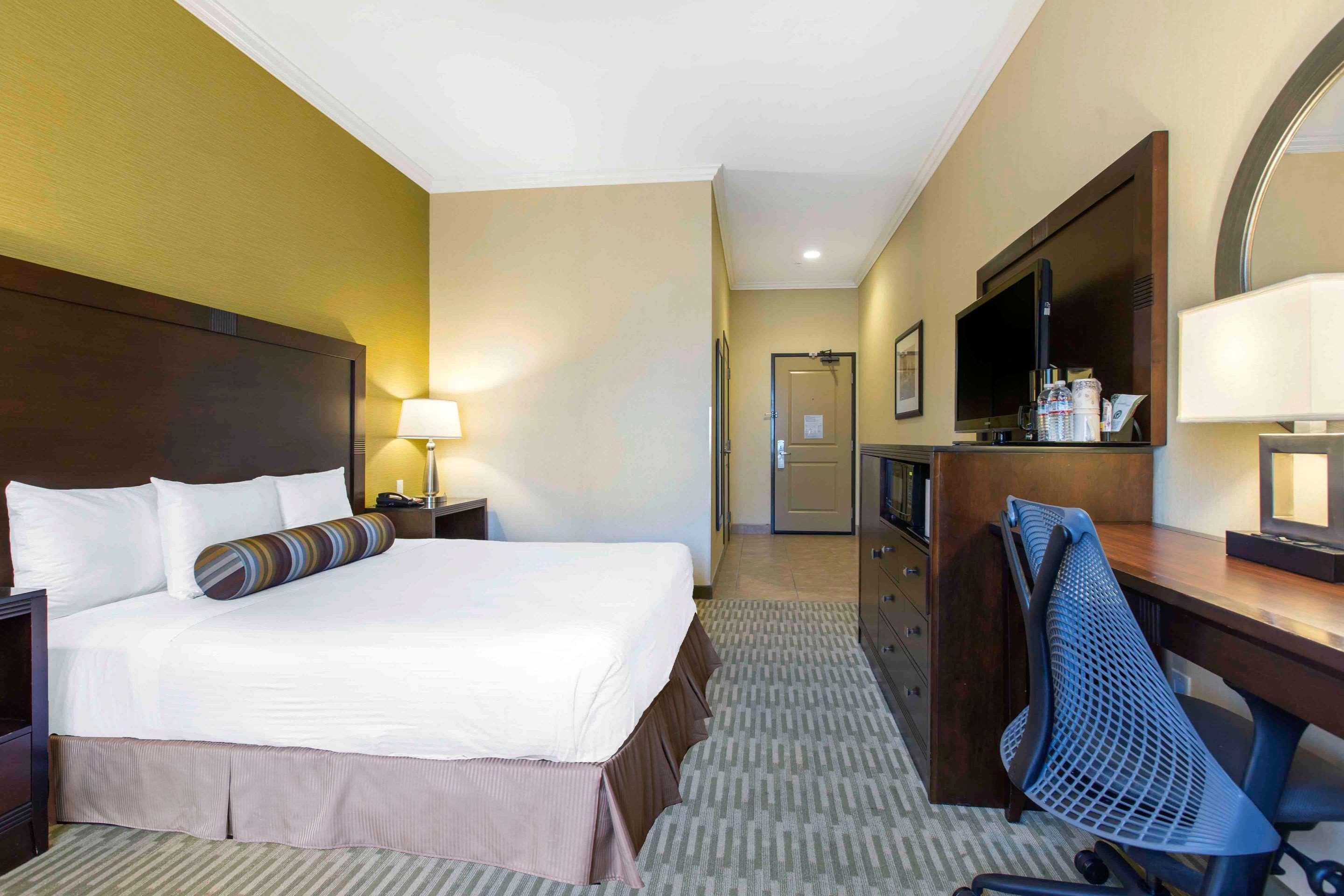 ดิโอคส์ โฮเทล แอนด์ สวีท, แอสเซนด์ โฮเทล คอลเล็กชัน Hotel ปาโซโรเบิลส์ ภายนอก รูปภาพ